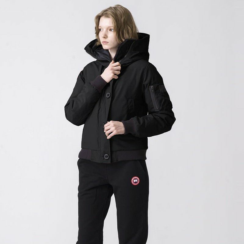 カナダグース　ダウンジャケット　ラブラドール　ショート CANADA GOOSE/カナダグース】ウィメンズ ラブラドールボンバー