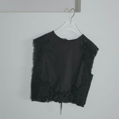 【anuke/アンヌーク】Cutwork Box Blouse(カットワークボックスブラウス)・62510420