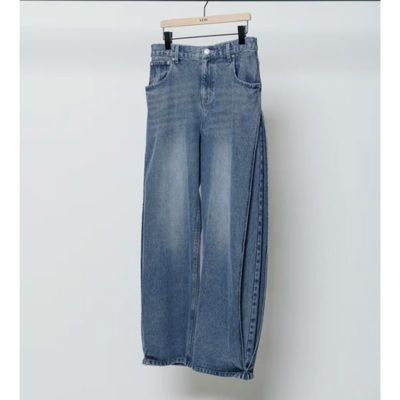 【YENN/イエン】SIDE PLEATED DENIM PANTS(サイドプリーツデニムパンツ)・Y243-31045