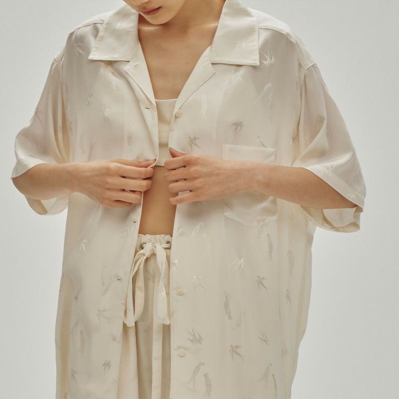 TODAYFULSwallow Satin Shirtsスワローシャツ TODAYFUL/トゥデイフル】Swallow Satin Shirts(スワローサテン